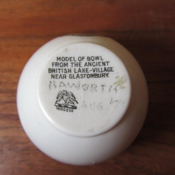 W.H. Goss crested heraldry china vintage Southampton (GC044 Grace) - Picture 6 of 7